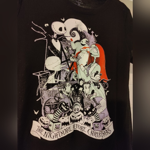 Disney Tim Burton's The nightmare before Christmas t-shirt size medium - Picture 2 of 4